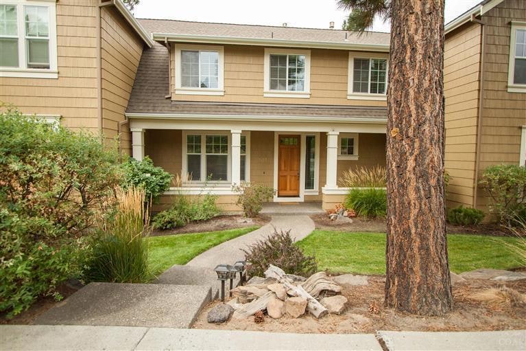 1537 NW Lewis St, Bend, OR 97701 - photo 1