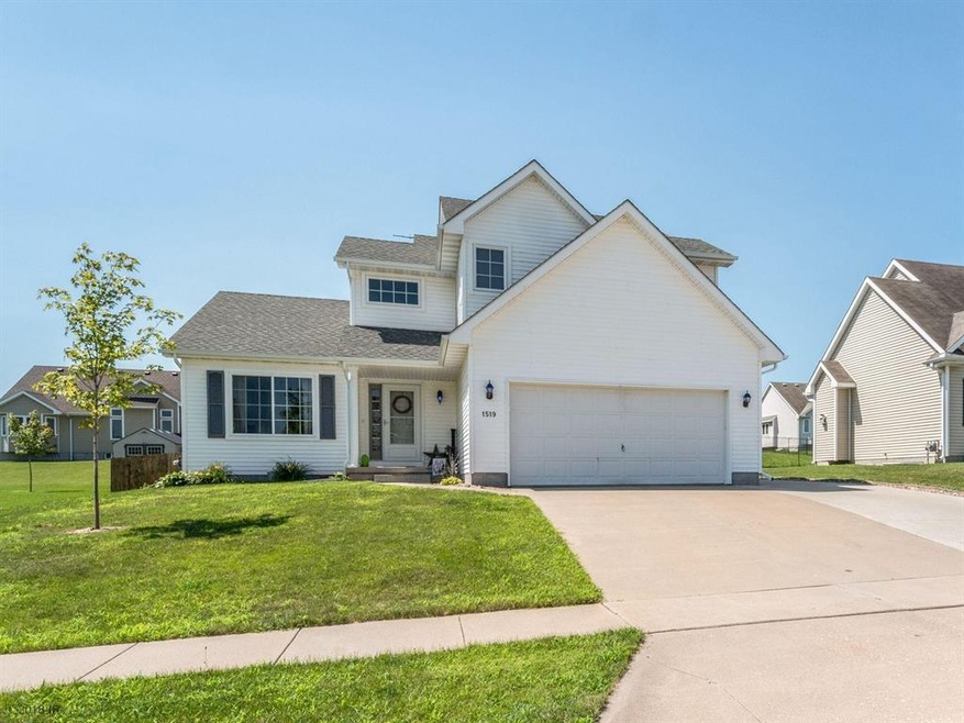 1519 Maple Dr, Adel, IA 50003 - photo 1