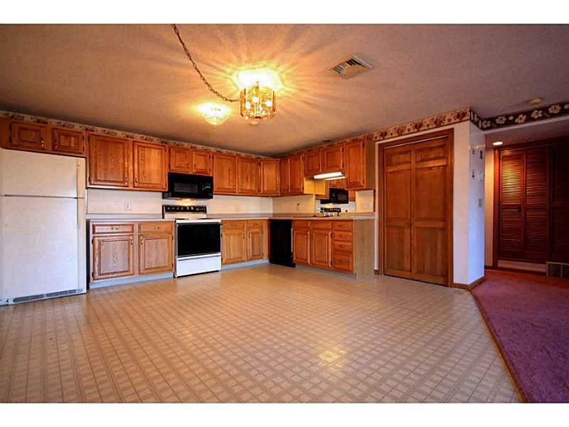 78 St Joseph St unit 8, Woonsocket, RI 02895 - photo 1