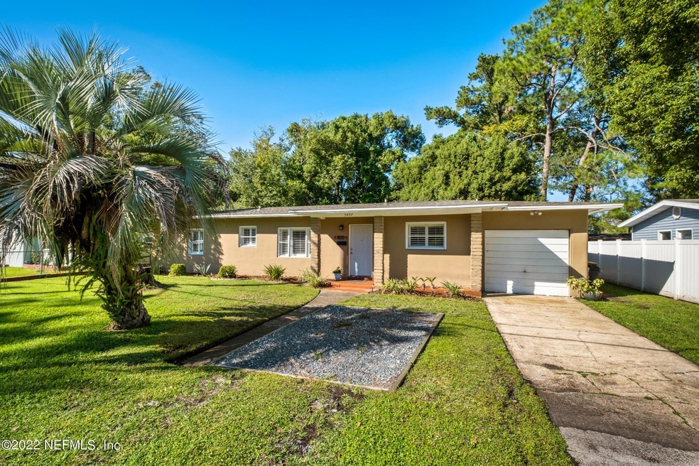 5457 Kingsbury St, Jacksonville, FL 32205 - photo 1
