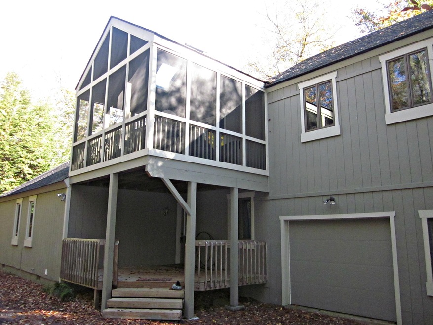 203 Cumberland Rd, Pocono Pines, PA 18350 - photo 1