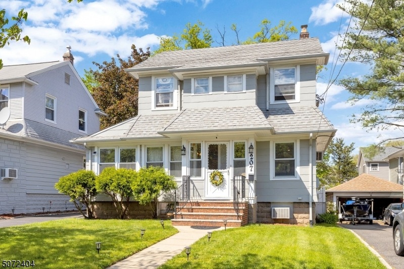 207 E Pierrepont Ave, Rutherford, NJ 07070 - photo 1