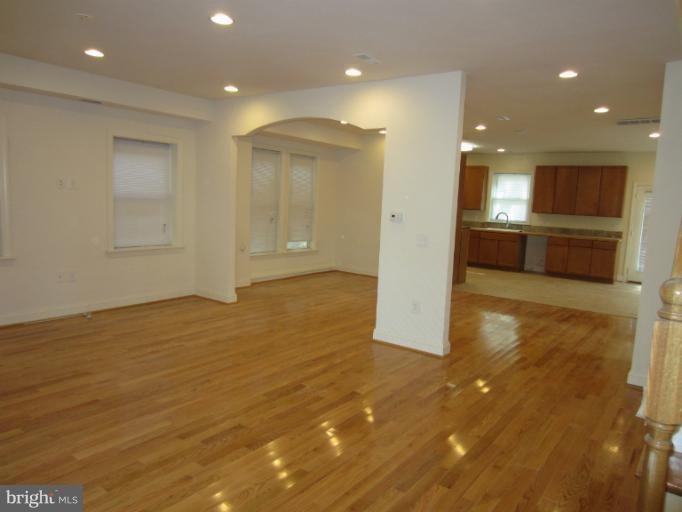 5213 B St SE, Washington, DC 20019 - photo 1