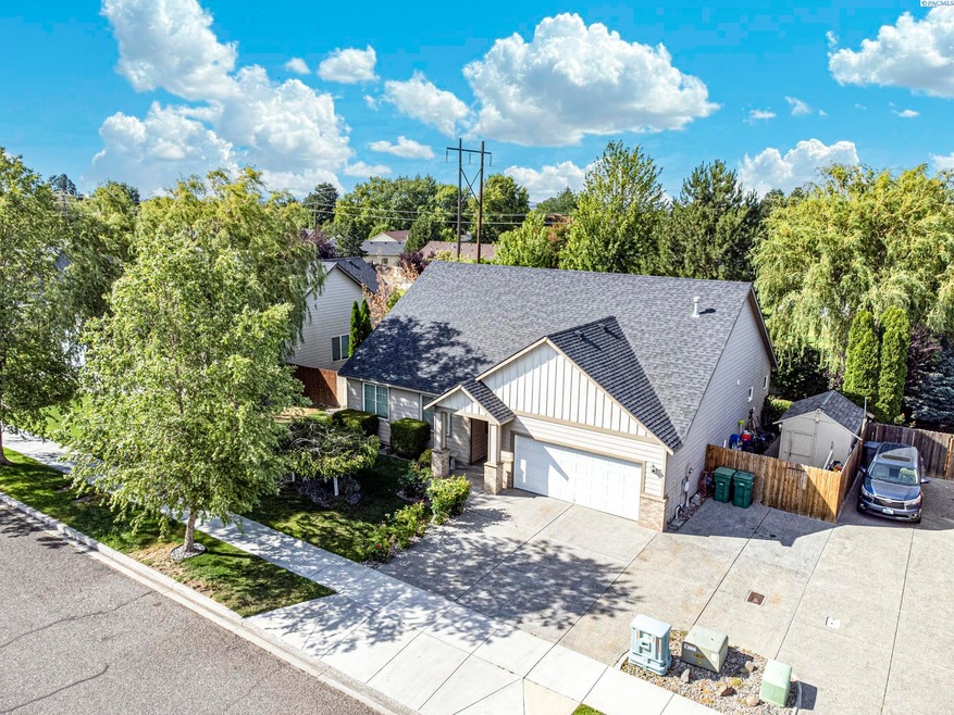 3906 W 20th Ave, Kennewick, WA 99338 - photo 1