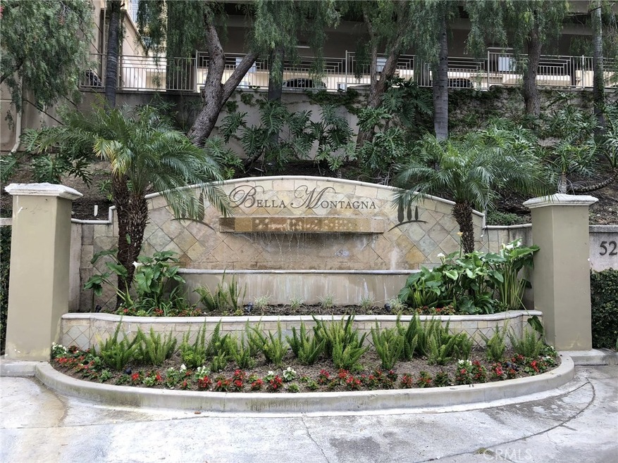 5260 Premiere Hills Cir unit 204, Woodland Hills, CA 91364 - photo 1