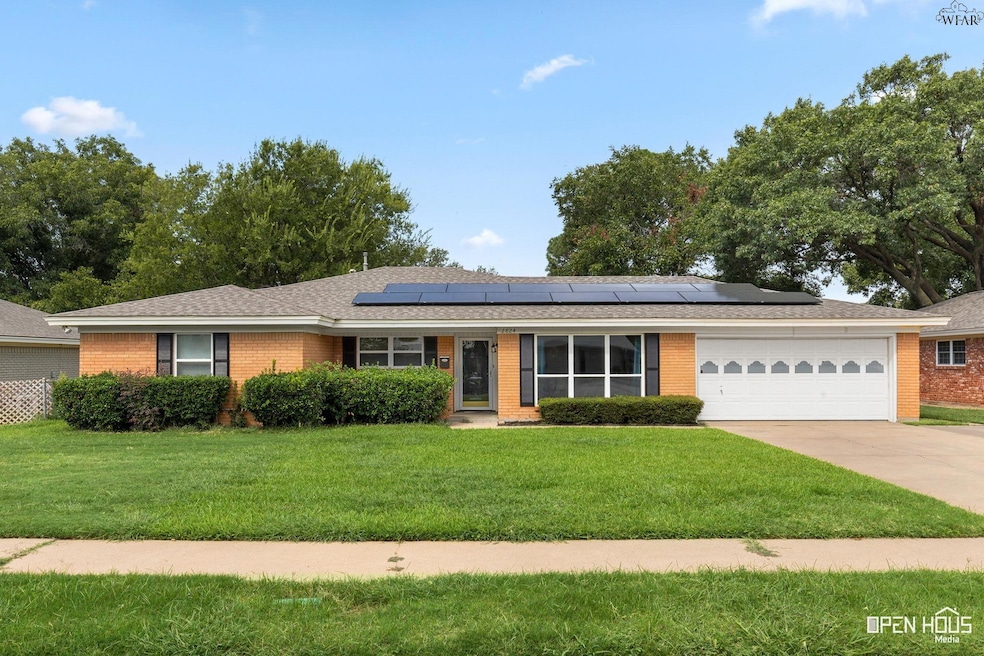 Under Contract $259,900 • Co-Listing Agent