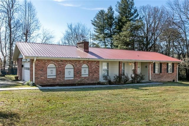 640 Old Sunset Hill Rd, Hendersonville, NC 28792 - photo 1