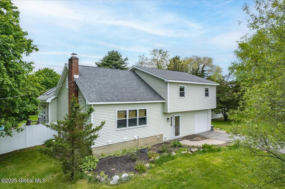 03-678 Riverview Rd-3