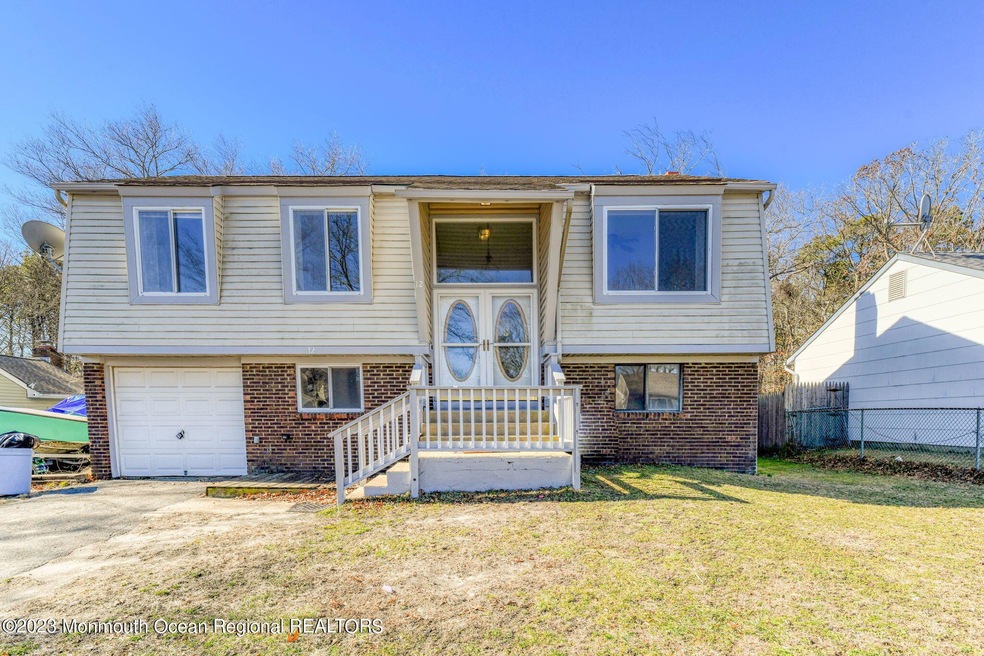 12 Commodore Ct, Barnegat, NJ 08005 - photo 1