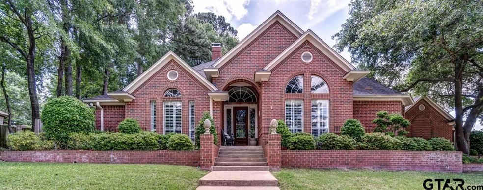 1109 Ashwood Dr, Tyler, TX 75703 - photo 1