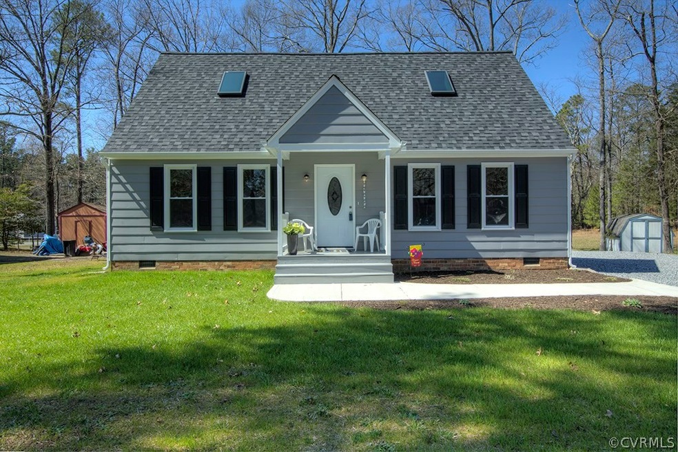 Welcome to 3906 Lintz Lane!