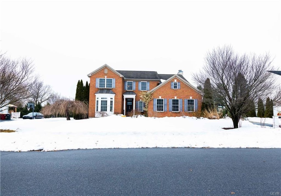 1390 Lorton Dr, Easton, PA 18040 - photo 1