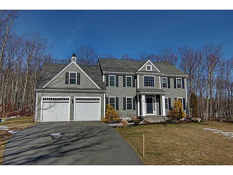 99 Kasey Ct, Uxbridge, MA 01569 - photo 1