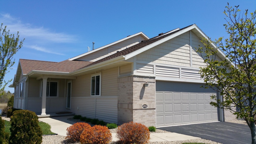 2804 River Ln, Two Rivers, WI 54241 - photo 1