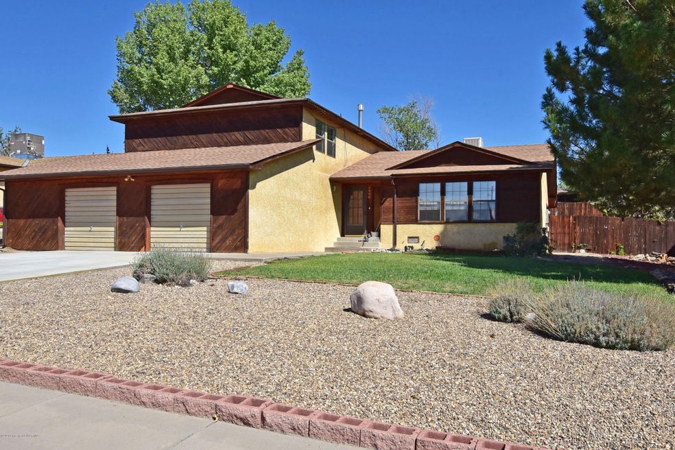 4906 Crestwood Dr, Farmington, NM 87402 - photo 1