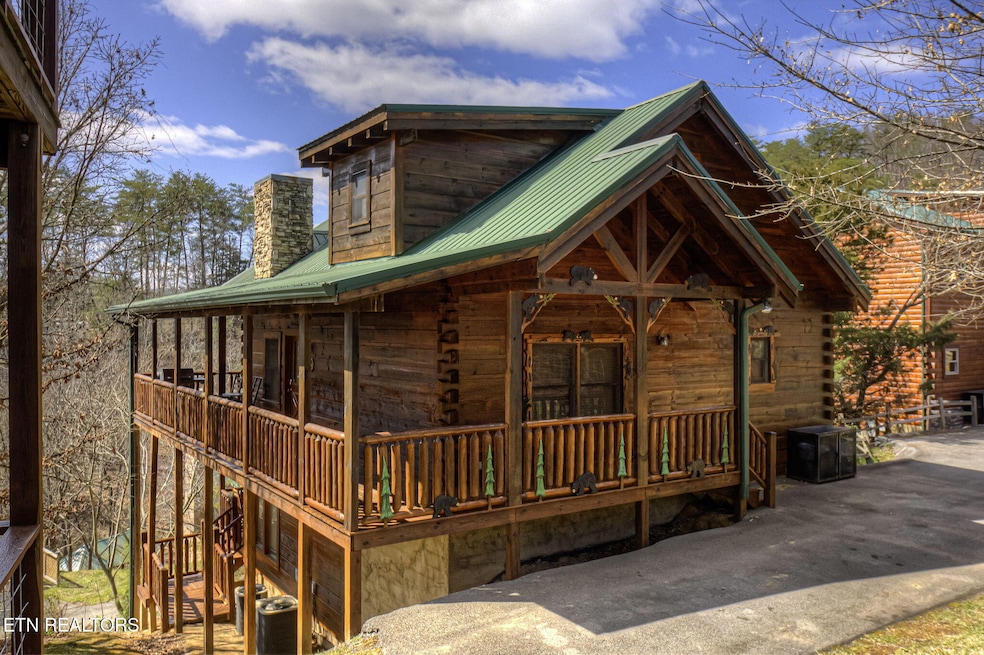 3223 White Falcon Way, Pigeon Forge, TN 37863 - photo 1