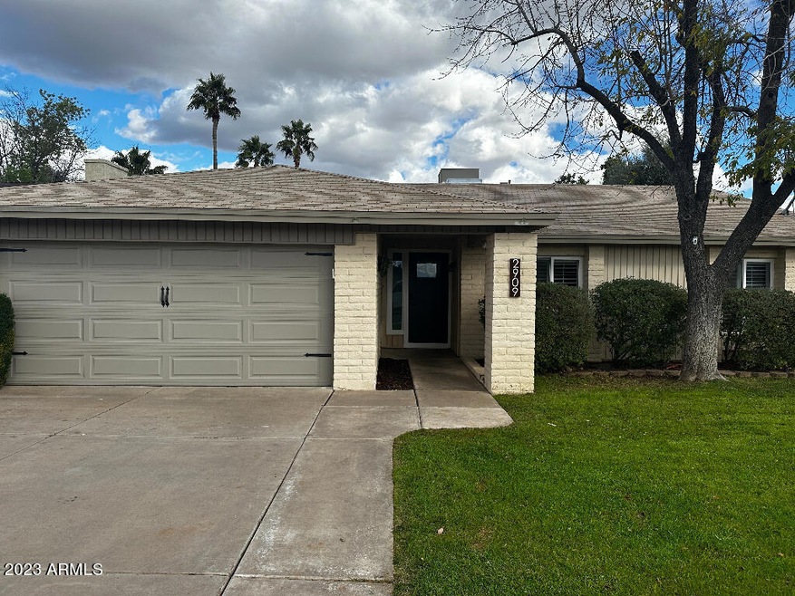 2909 S Spruce, Mesa, AZ 85210 - photo 1