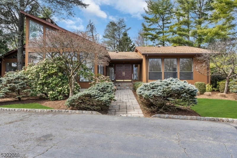 169 Deer Run, Watchung, NJ 07069 - photo 1