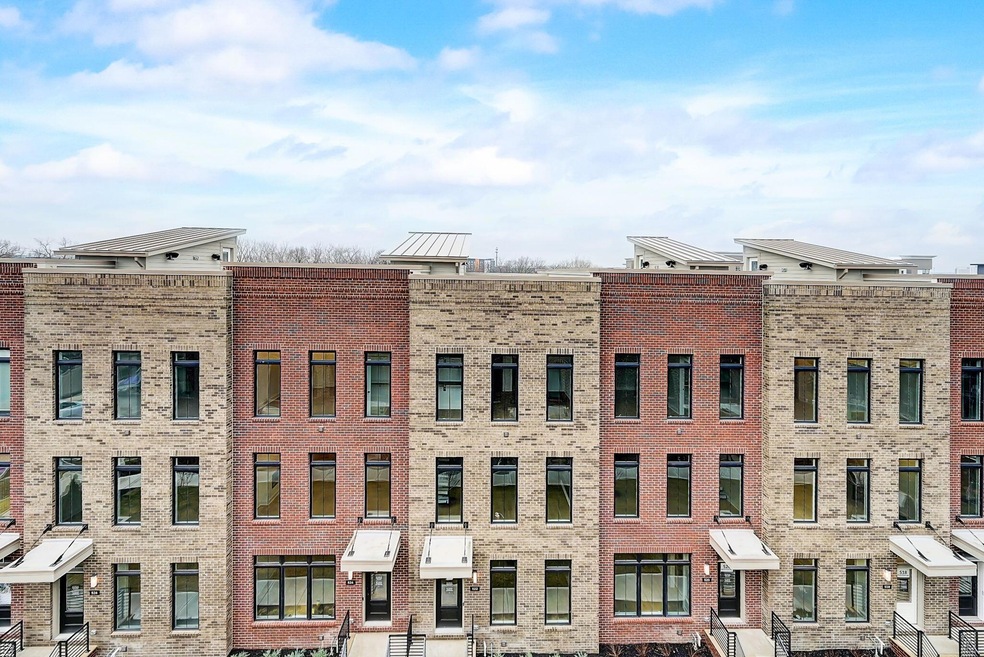 Exterior Row