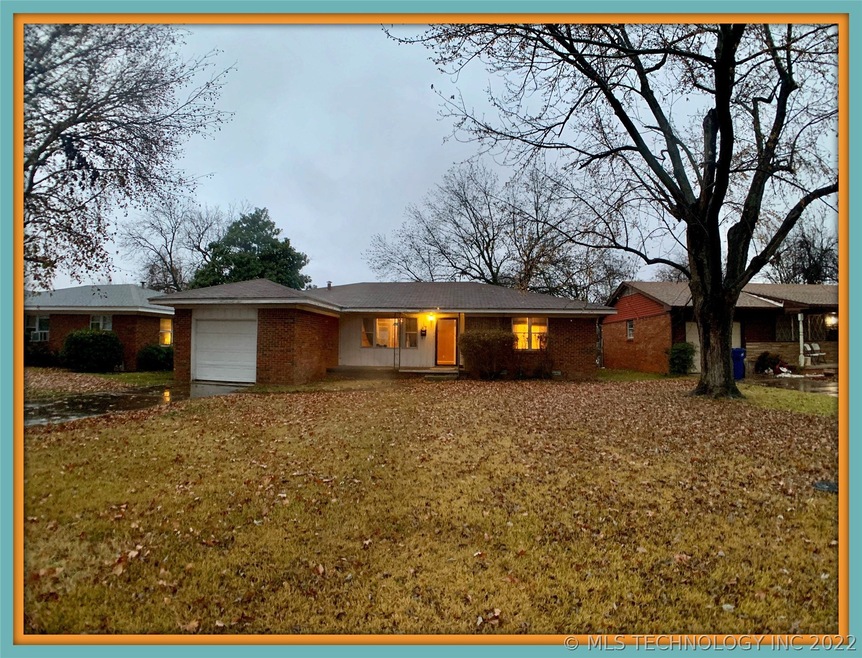 720 W 20th St, Ada, OK 74820 - photo 1