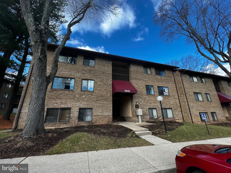 6049 Majors Ln unit 4, Columbia, MD 21045 - photo 1