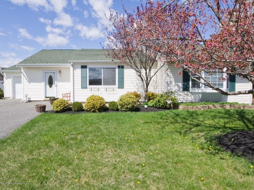 18 Concord Ct, Tinton Falls, NJ 07753 - photo 1