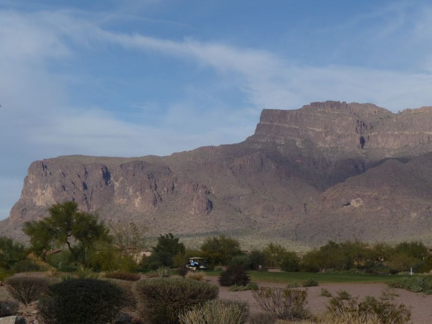 Telephoto View of SM Front Range