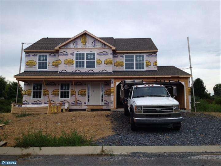 308 Luisa Ct, Shoemakersville, PA 19555 - photo 1