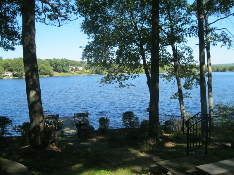 5 Lake Point Ct, Newton, NJ 07860 - photo 1