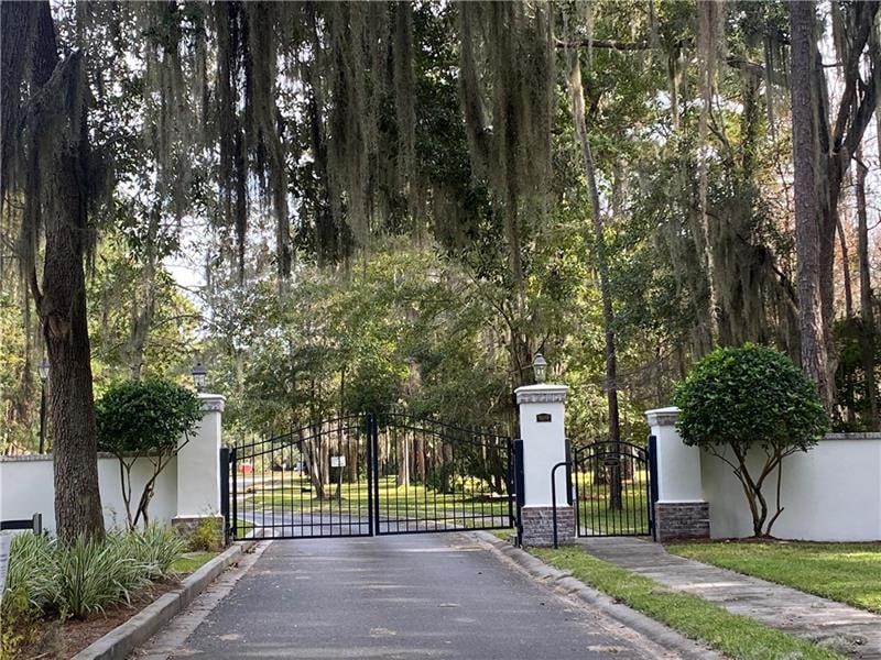 126 Robertson Cir, Saint Simons Island, GA 31522 - photo 1