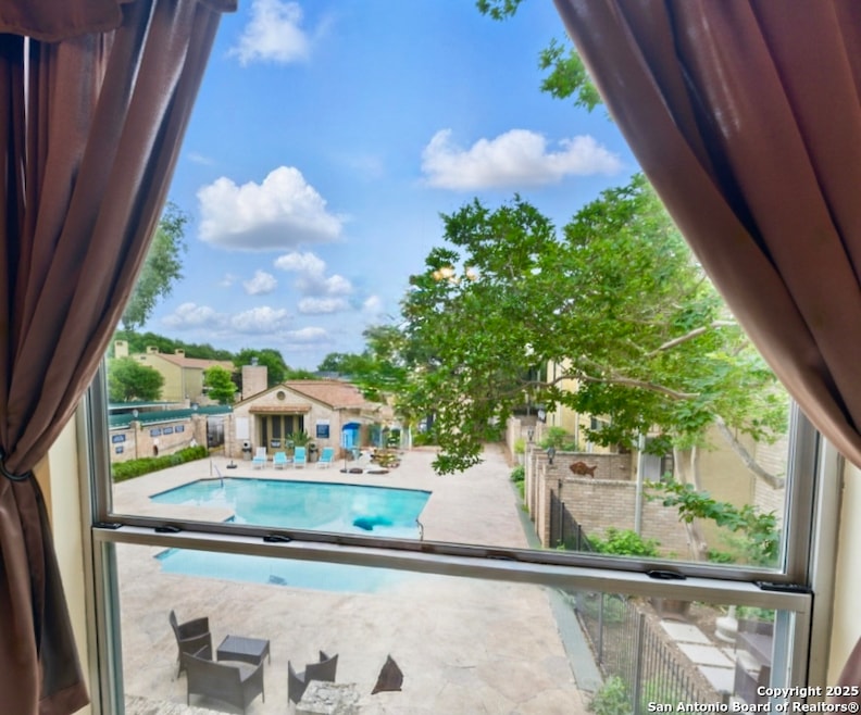 Dining Room Overlooking the beautiful pool