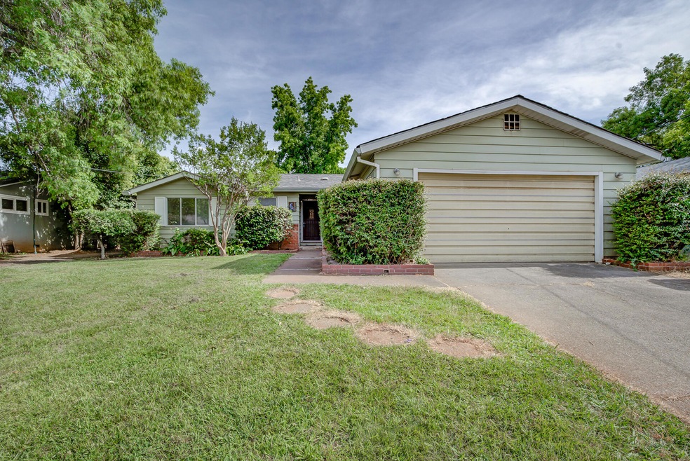 2301 Jonquil Way, Redding, CA 96002 - photo 1