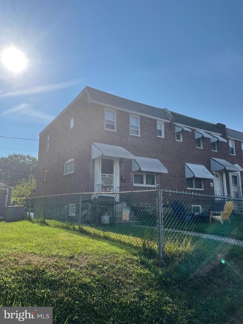 562 Jansen Ave, Essington, PA 19029 - photo 1