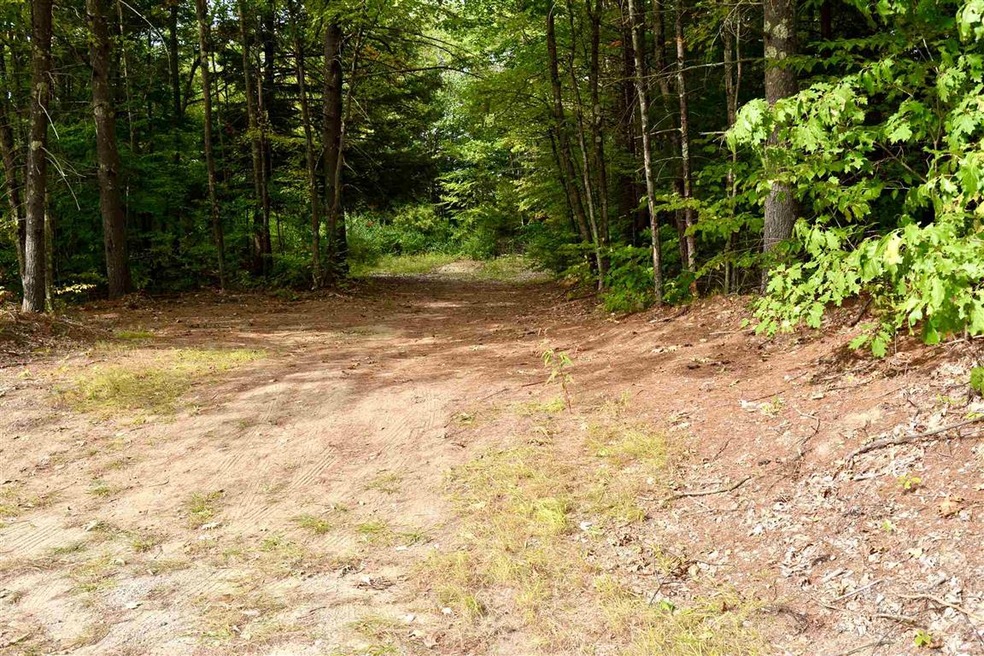 15 Riverview Dr, Franklin, NH 03235 - photo 1