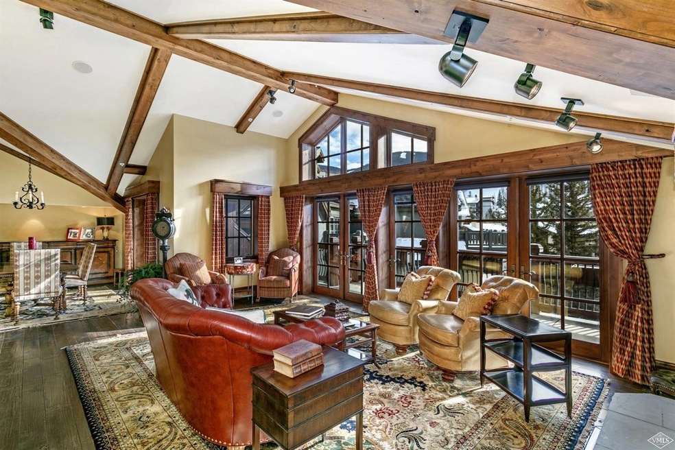 Superb open Living/dining area overlooki