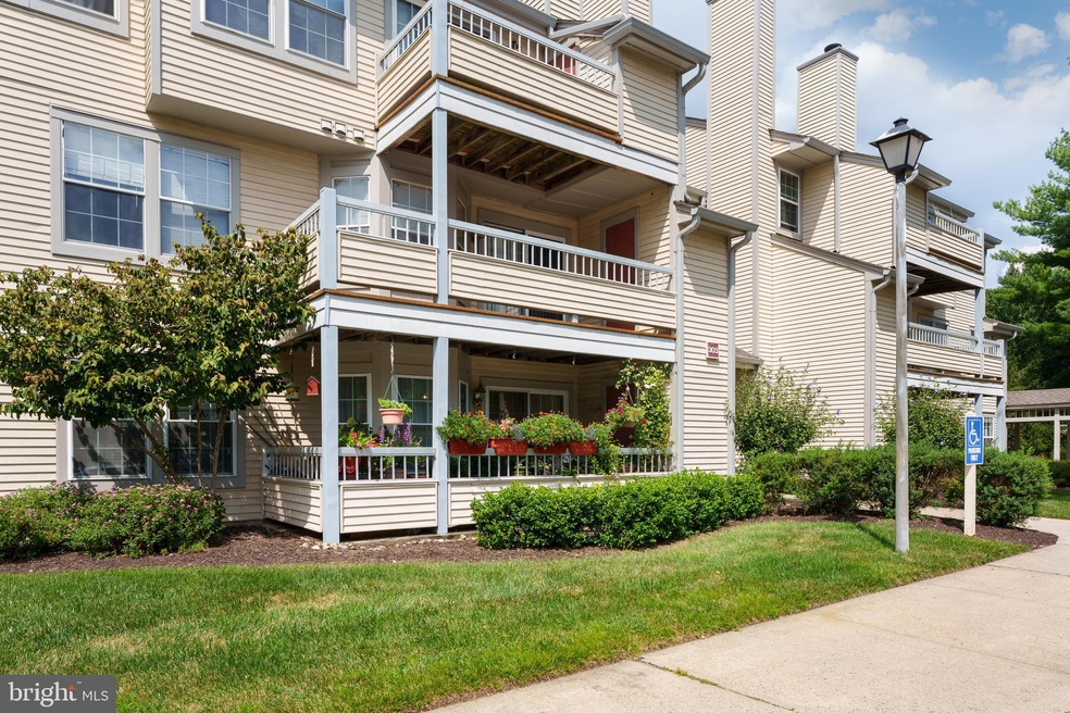 303 Trinity Ct unit 1, Princeton, NJ 08540 - photo 1