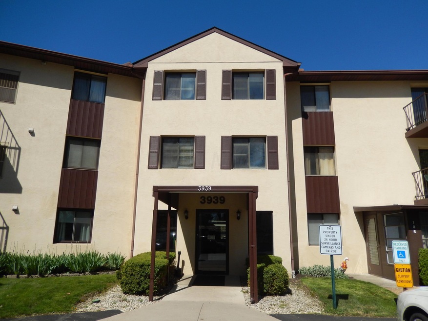 3939 Karl Rd unit 304, Columbus, OH 43224 - photo 1