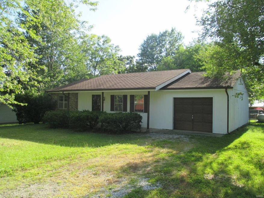 304 N Ellen St, Dixon, MO 65459 - photo 1