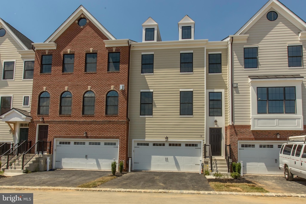 18 Parkview Cir, Wayne, PA 19087 - photo 1