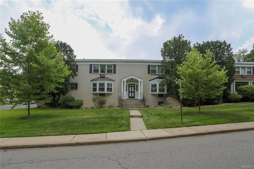 8 Essex Ln unit 2709, Suffern, NY 10901 - photo 1