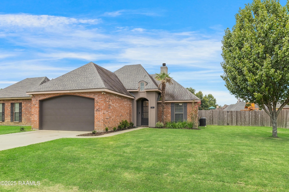 302 Blackwater River Dr, Lafayette, LA 70508 - photo 1