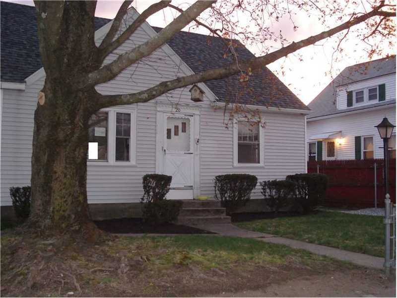 20 Knight St, West Warwick, RI 02893 - photo 1