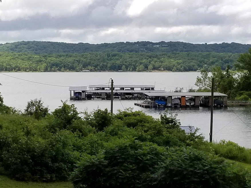 109 Chinook Ln, Kimberling City, MO 65686 - photo 1