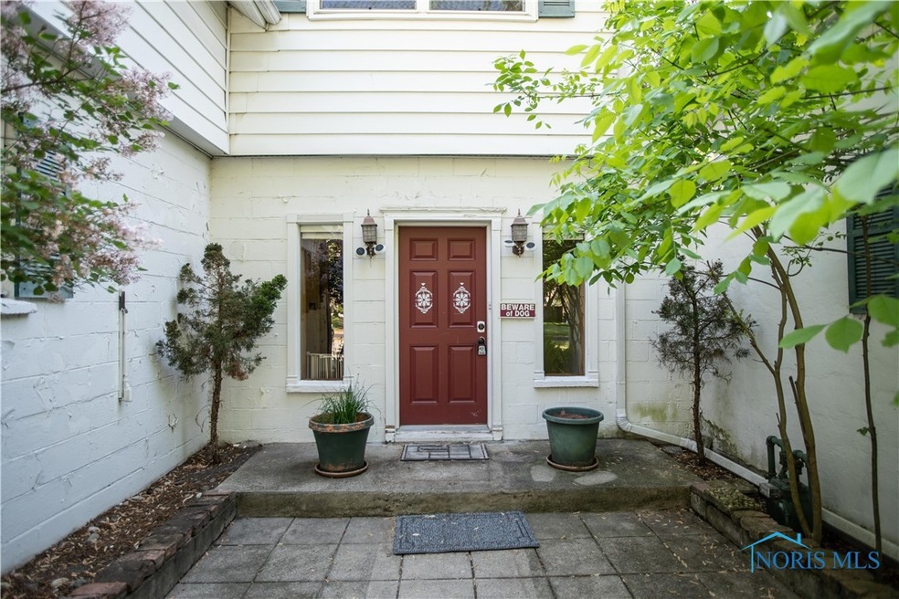 4406 Naomi Dr, Toledo, OH 43623 - photo 1