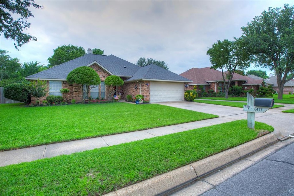 6413 Westgate Dr, North Richland Hills, TX 76182 - photo 1