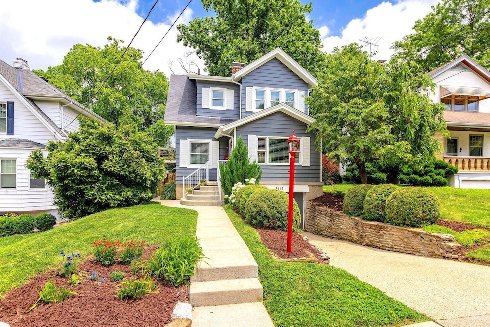 Pending $435,000 • Co-Listing Agent