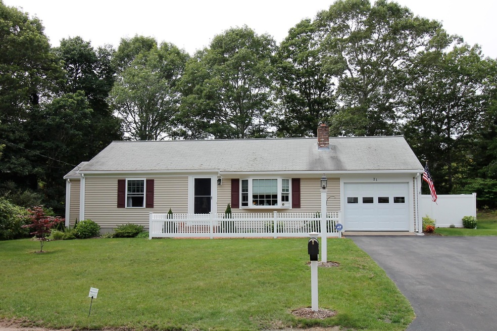 21 Spinning Brook Rd, South Yarmouth, MA 02664 - photo 1