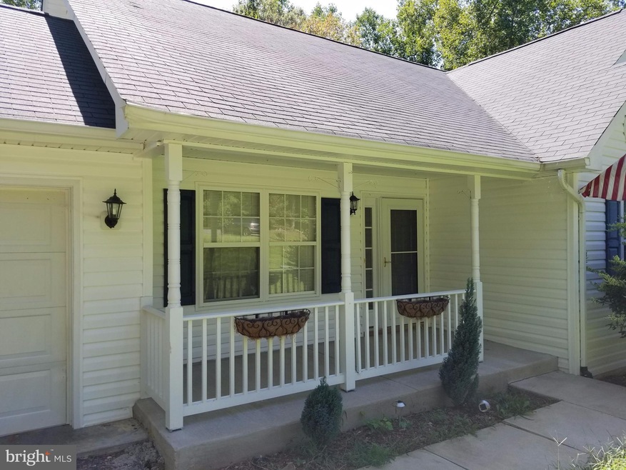 110 General Lee Ct, Montross, VA 22520 - photo 1