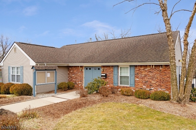 608 Porter Way W, Bridgewater, NJ 08807 - photo 1