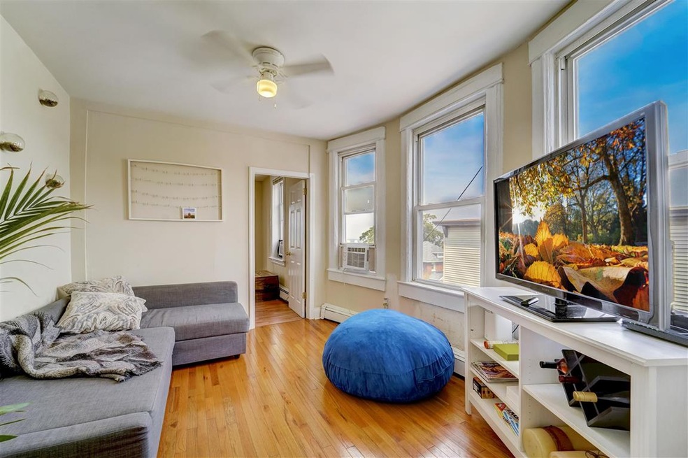 4306 Kennedy Blvd unit 10, Union City, NJ 07087 - photo 1